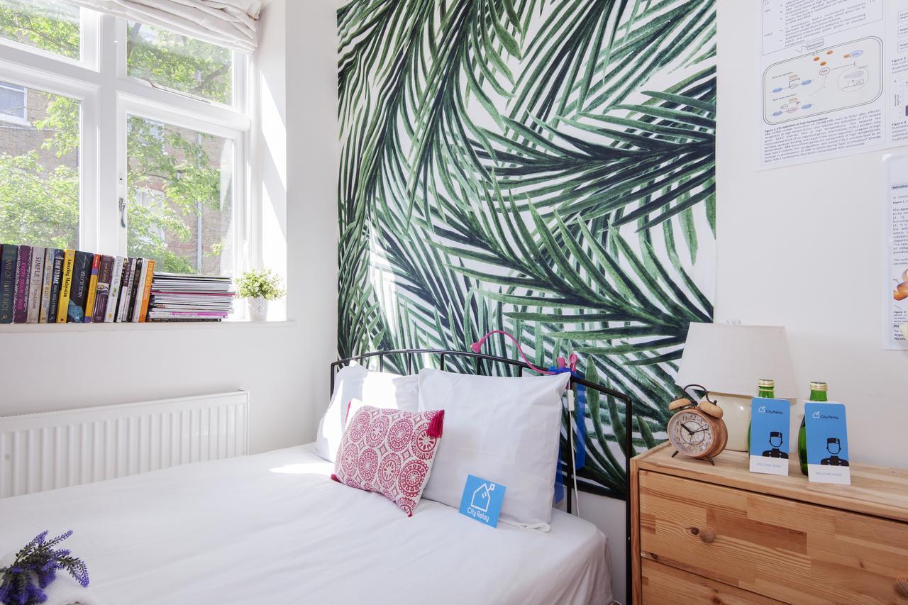 Bright Gratton Road Apartment London Eksteriør bilde