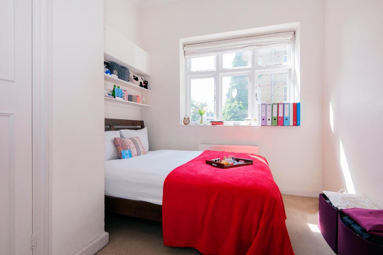 Bright Gratton Road Apartment London Eksteriør bilde